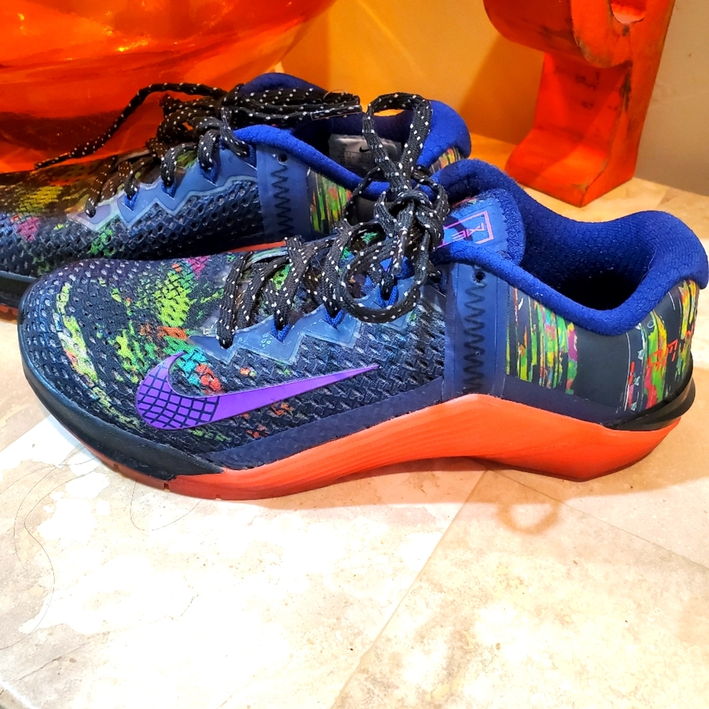 Tennis nike metcon size 6